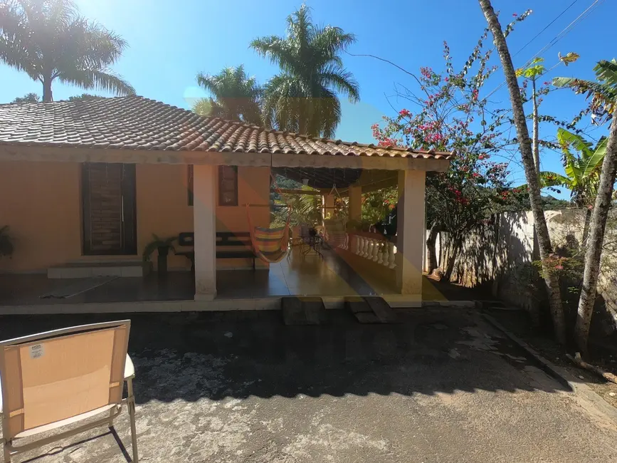 Chácara com 2 quartos à venda, 100m2 em Aruja - SP - imagem 4 Foto 4 de Chácara com 2 quartos à venda, 100m2 em Aruja - SP