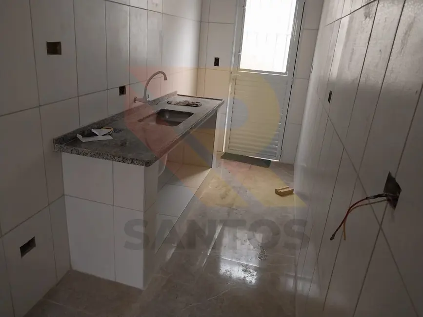 Foto 2 de Casa com 3 quartos à venda, 180m2 em Jardim Vitória, Aruja - SP