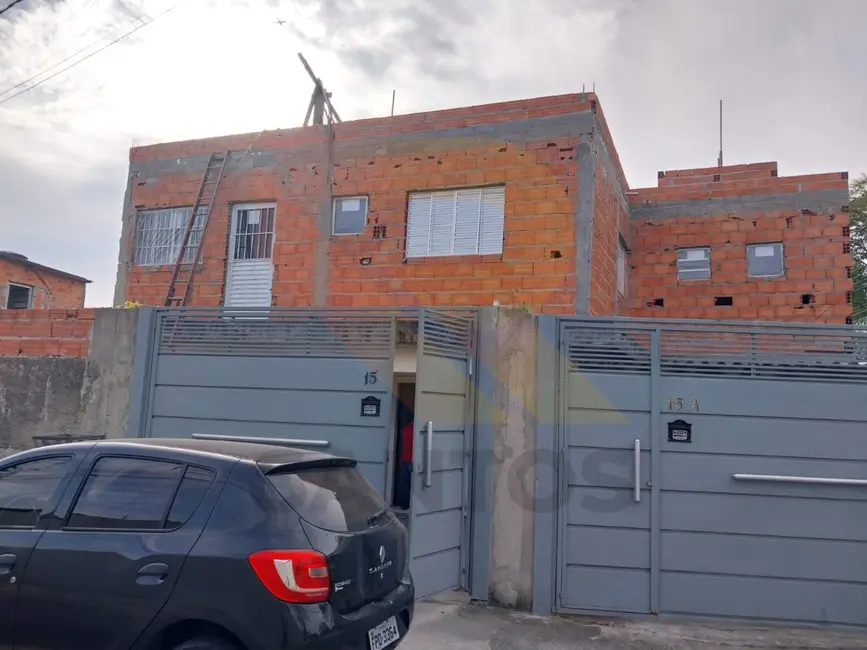 Casa com 3 quartos à venda, 180m2 em Jardim Vitória, Aruja - SP - imagem 7 Foto 7 de Casa com 3 quartos à venda, 180m2 em Jardim Vitória, Aruja - SP