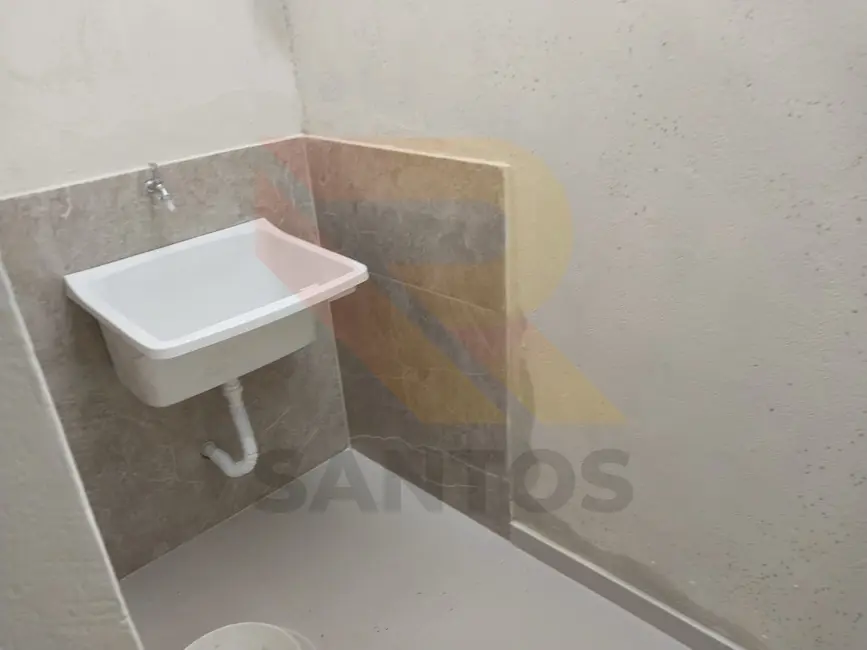 Foto 3 de Casa com 3 quartos à venda, 180m2 em Jardim Vitória, Aruja - SP