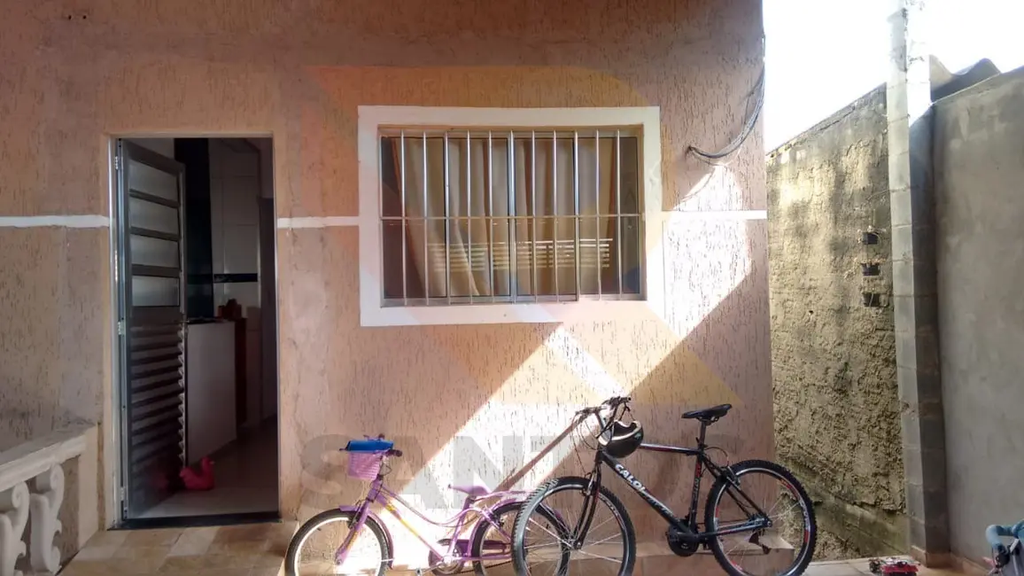 Foto 2 de Casa com 3 quartos à venda, 160m2 em Aruja - SP