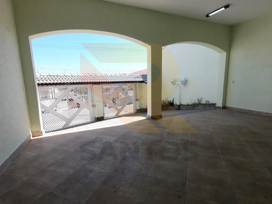 Foto 2 de Sala Comercial com 3 quartos à venda em Jardim Planalto, Aruja - SP