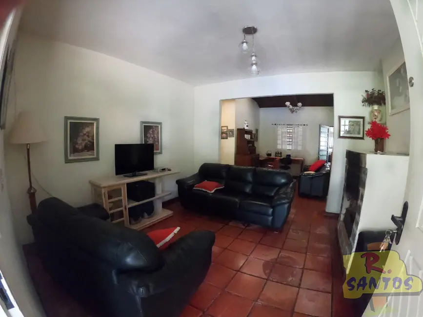 Foto 2 de Chácara com 6 quartos à venda, 600m2 em Canjicas, Aruja - SP