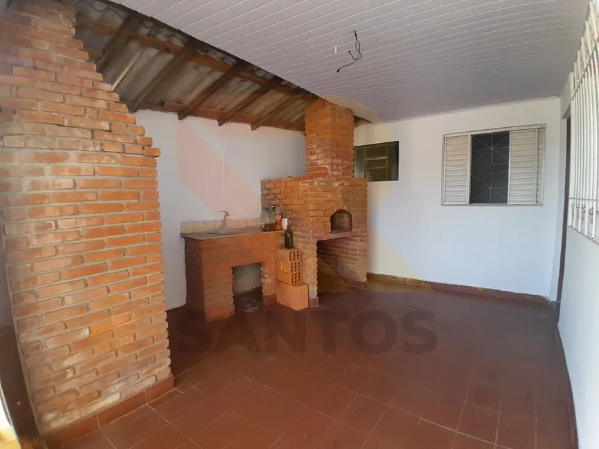 Casa com 3 quartos para alugar, 315m2 em Jardim Real, Aruja - SP - imagem 4 Foto 4 de Casa com 3 quartos para alugar, 315m2 em Jardim Real, Aruja - SP