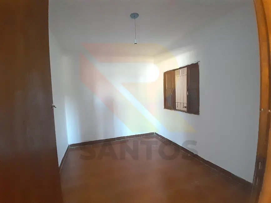Casa com 3 quartos para alugar, 315m2 em Jardim Real, Aruja - SP - imagem 9 Foto 9 de Casa com 3 quartos para alugar, 315m2 em Jardim Real, Aruja - SP