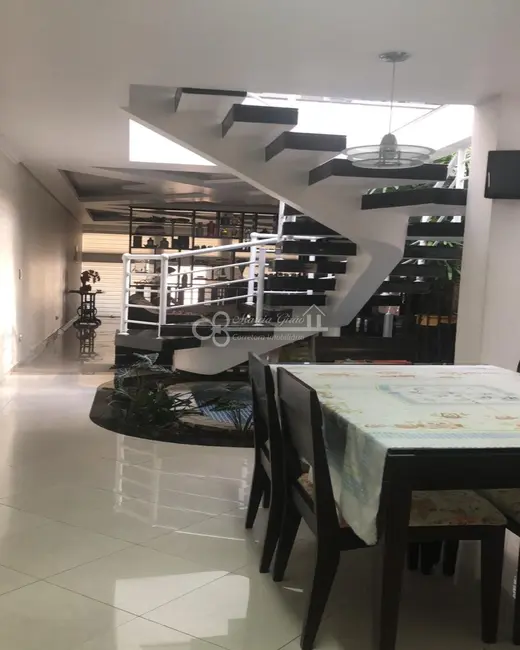 Foto 1 de Sobrado com 3 quartos à venda, 374m2 em Campestre, Santo Andre - SP
