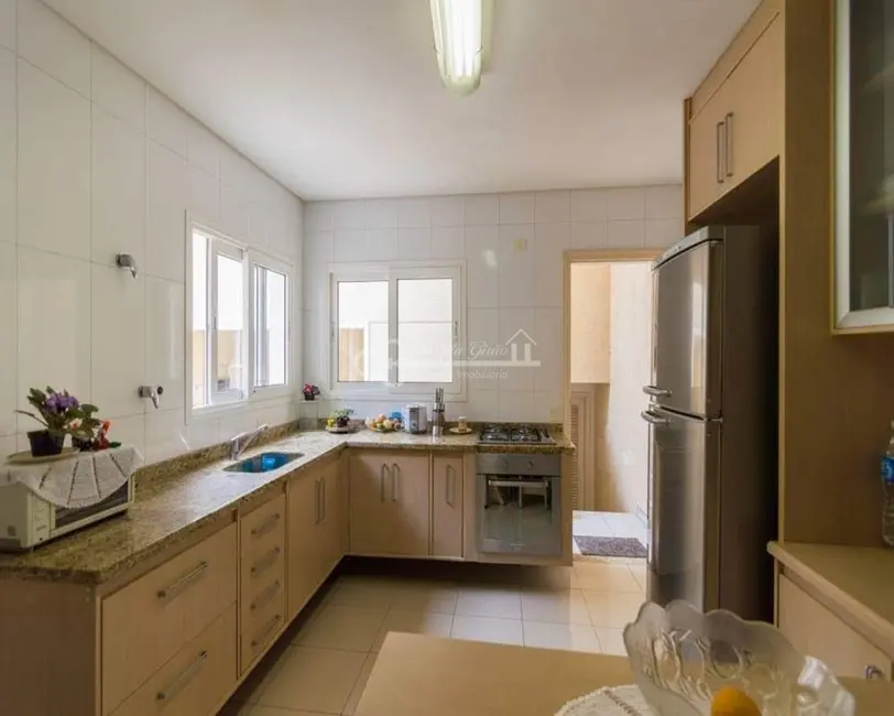 Sobrado com 3 quartos à venda, 264m2 em Chácara Japonesa, São Paulo - SP - imagem 9 Foto 9 de Sobrado com 3 quartos à venda, 264m2 em Chácara Japonesa, São Paulo - SP