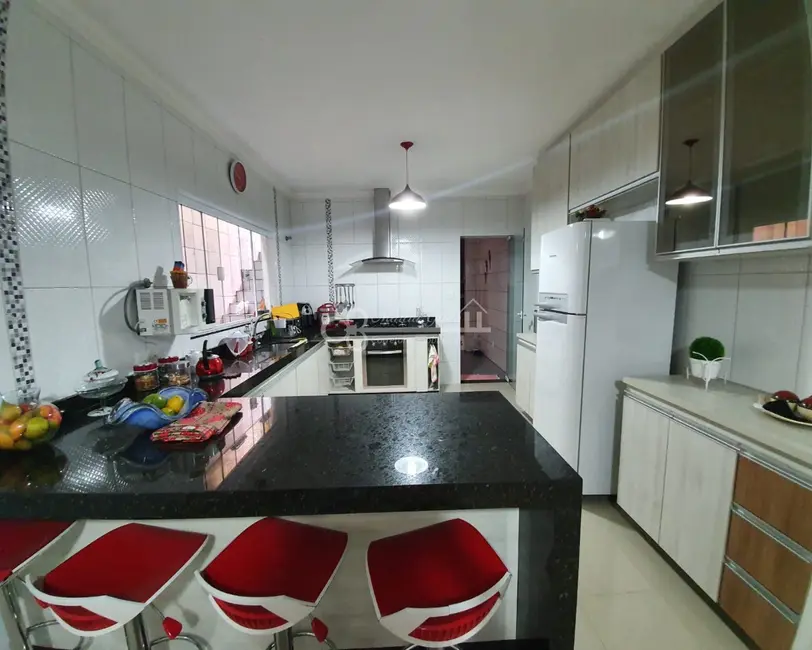 Foto 6 de Sobrado com 3 quartos à venda, 182m2 em Nova Petrópolis, Sao Bernardo Do Campo - SP