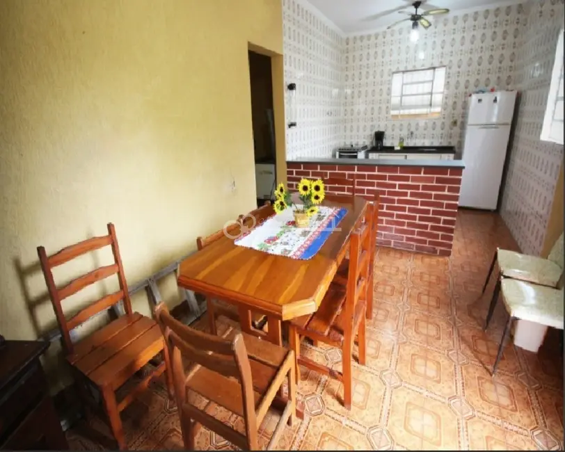 Foto 4 de Casa com 2 quartos à venda, 137m2 em Peruibe - SP