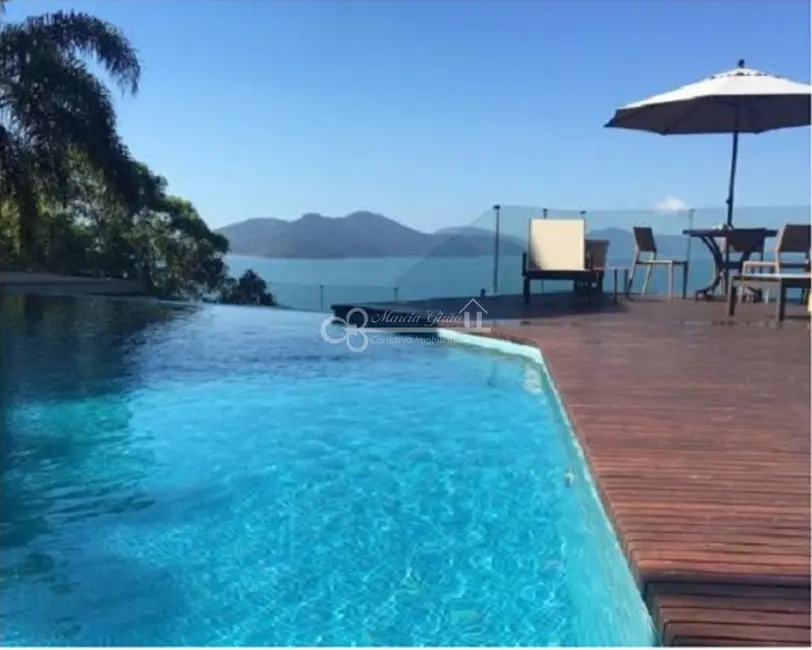 Foto 3 de Sobrado com 4 quartos à venda, 1200m2 em Ubatuba - SP