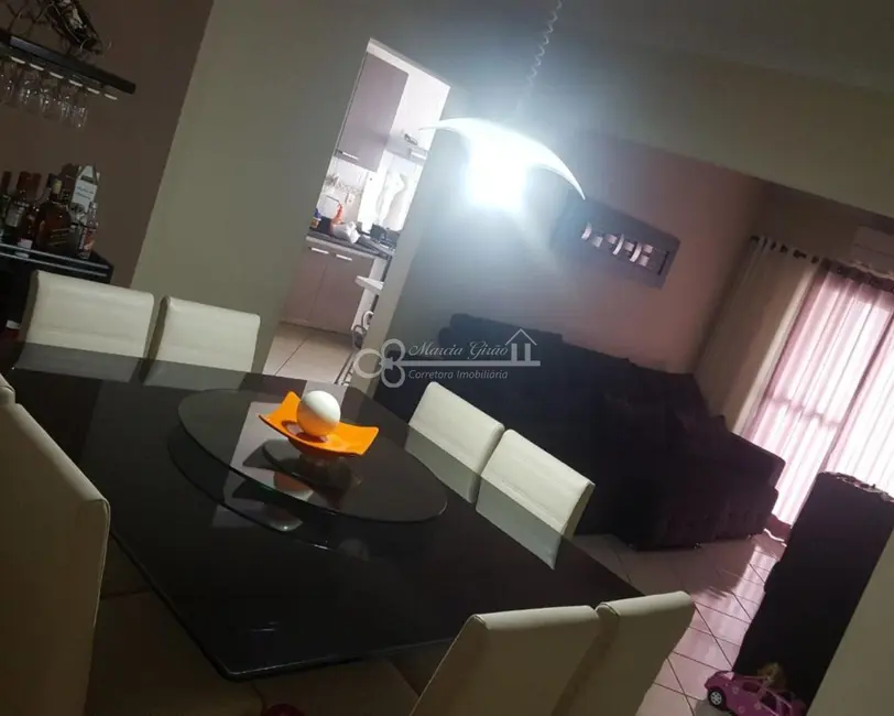 Apartamento com 2 quartos à venda, 112m2 em Guilhermina, Praia Grande - SP - imagem 3 Foto 3 de Apartamento com 2 quartos à venda, 112m2 em Guilhermina, Praia Grande - SP