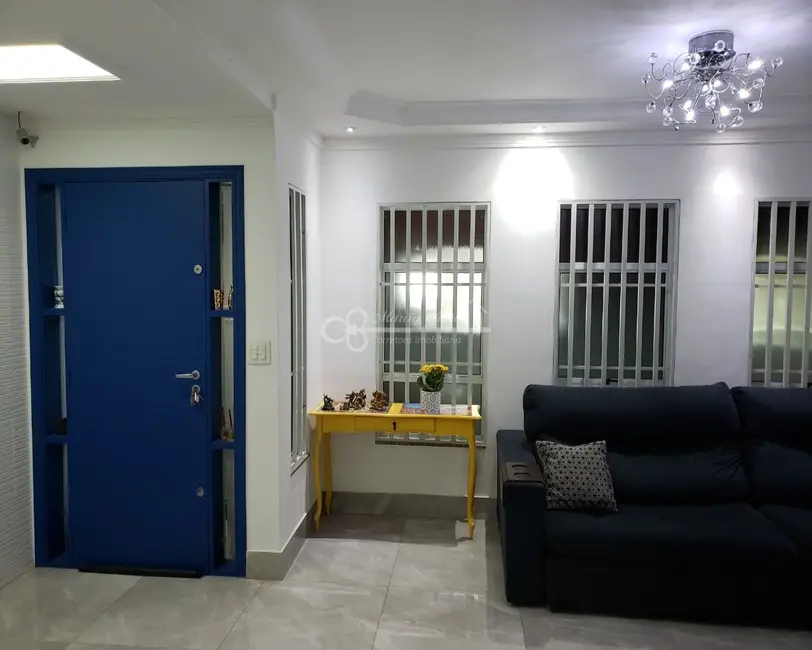 Sobrado com 3 quartos à venda, 148m2 em Santa Terezinha, Sao Bernardo Do Campo - SP - imagem 3 Foto 3 de Sobrado com 3 quartos à venda, 148m2 em Santa Terezinha, Sao Bernardo Do Campo - SP