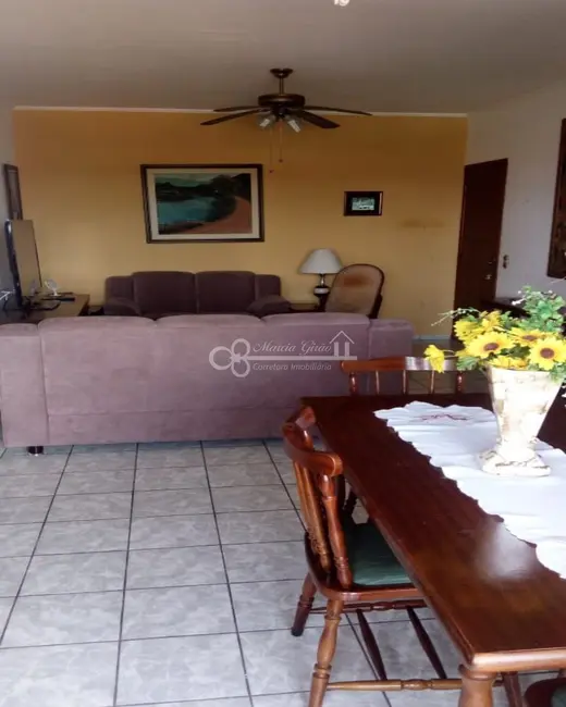 Apartamento com 2 quartos à venda, 75m2 em Peruibe - SP - imagem 3 Foto 3 de Apartamento com 2 quartos à venda, 75m2 em Peruibe - SP