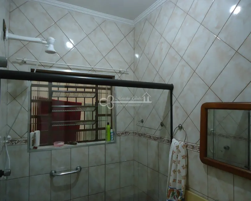 Foto 9 de Casa com 2 quartos à venda, 124m2 em Dos Casa, Sao Bernardo Do Campo - SP