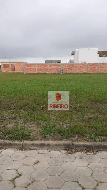Foto 1 de Terreno / Lote à venda, 340m2 em Sanga da Areia, Ararangua - SC