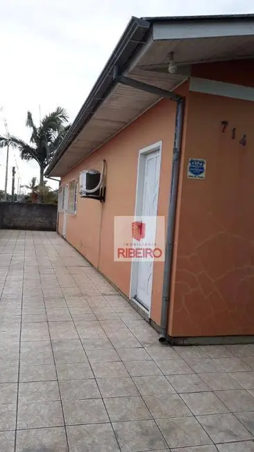 Casa com 3 quartos à venda, 312m2 em Jardim das Avenidas, Ararangua - SC - imagem 3 Foto 3 de Casa com 3 quartos à venda, 312m2 em Jardim das Avenidas, Ararangua - SC