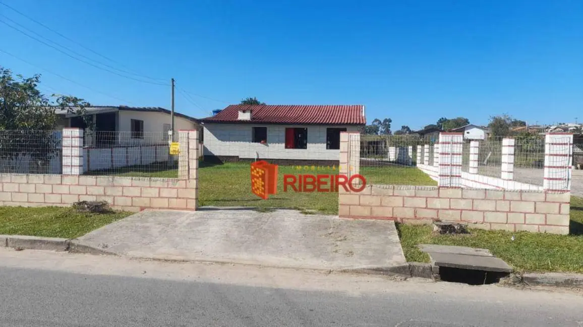 Foto 2 de Casa com 3 quartos à venda, 360m2 em Coloninha, Ararangua - SC