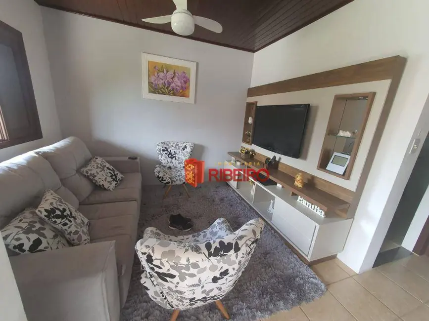 Foto 2 de Casa com 3 quartos à venda, 300m2 em Urussanguinha, Ararangua - SC