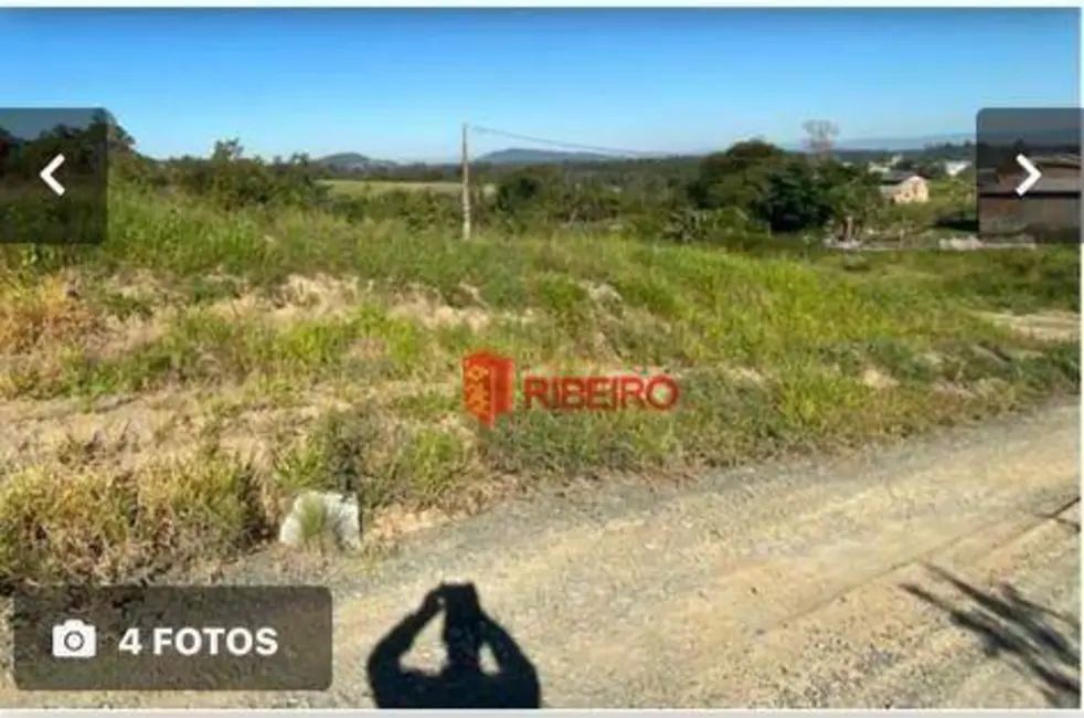 Foto 1 de Terreno / Lote à venda, 466m2 em Criciuma - SC