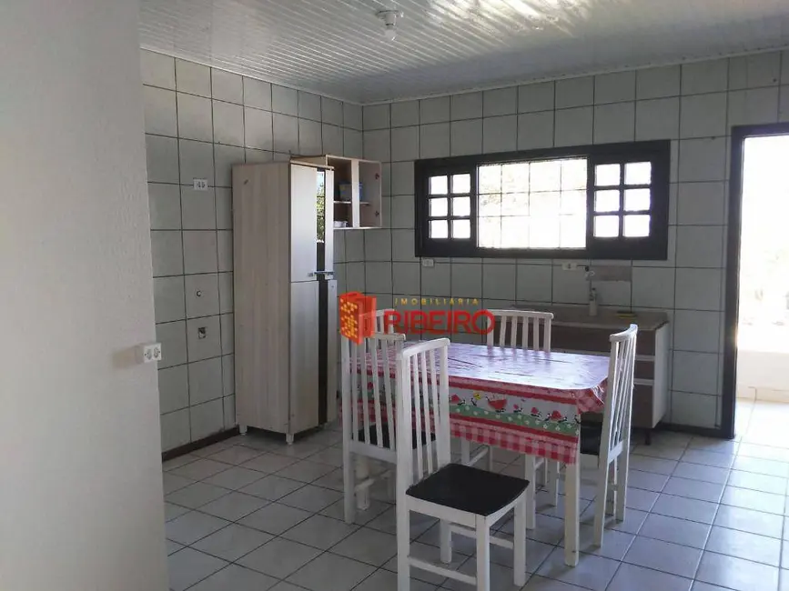 Casa com 2 quartos à venda, 110m2 em Centro, Balneario Arroio Do Silva - SC - imagem 6 Foto 6 de Casa com 2 quartos à venda, 110m2 em Centro, Balneario Arroio Do Silva - SC