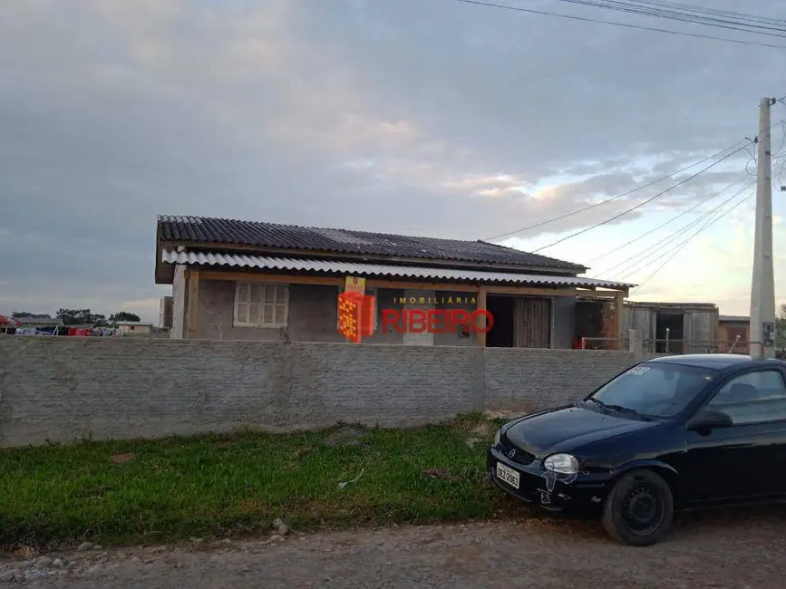 Foto 1 de Casa com 3 quartos à venda, 336m2 em Balneario Arroio Do Silva - SC