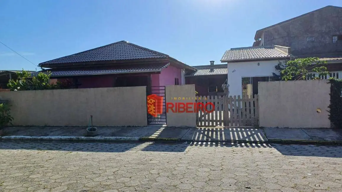 Foto 1 de Casa com 2 quartos à venda, 225m2 em Centro, Balneario Arroio Do Silva - SC