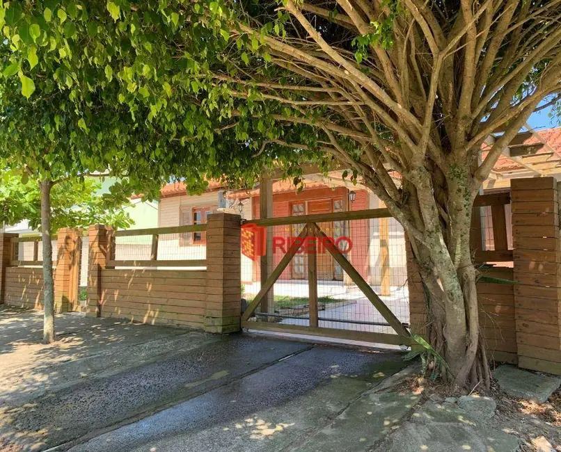 Foto 6 de Casa com 3 quartos à venda, 300m2 em Centro, Balneario Arroio Do Silva - SC
