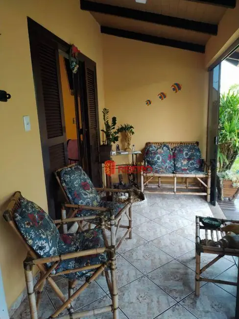 Foto 4 de Casa com 3 quartos à venda, 360m2 em Centro, Balneario Arroio Do Silva - SC