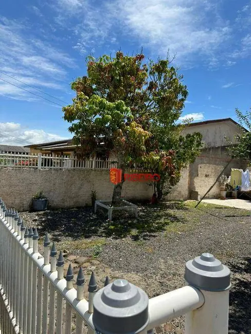 Casa com 3 quartos à venda, 396m2 em Centro, Balneario Arroio Do Silva - SC - imagem 9 Foto 9 de Casa com 3 quartos à venda, 396m2 em Centro, Balneario Arroio Do Silva - SC