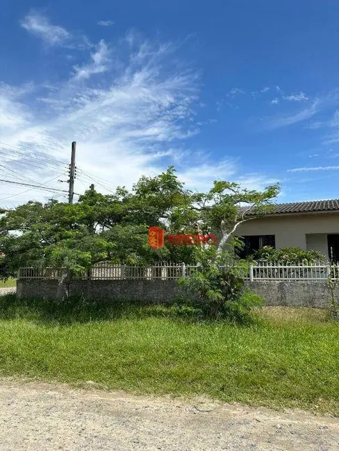 Casa com 3 quartos à venda, 396m2 em Centro, Balneario Arroio Do Silva - SC - imagem 8 Foto 8 de Casa com 3 quartos à venda, 396m2 em Centro, Balneario Arroio Do Silva - SC