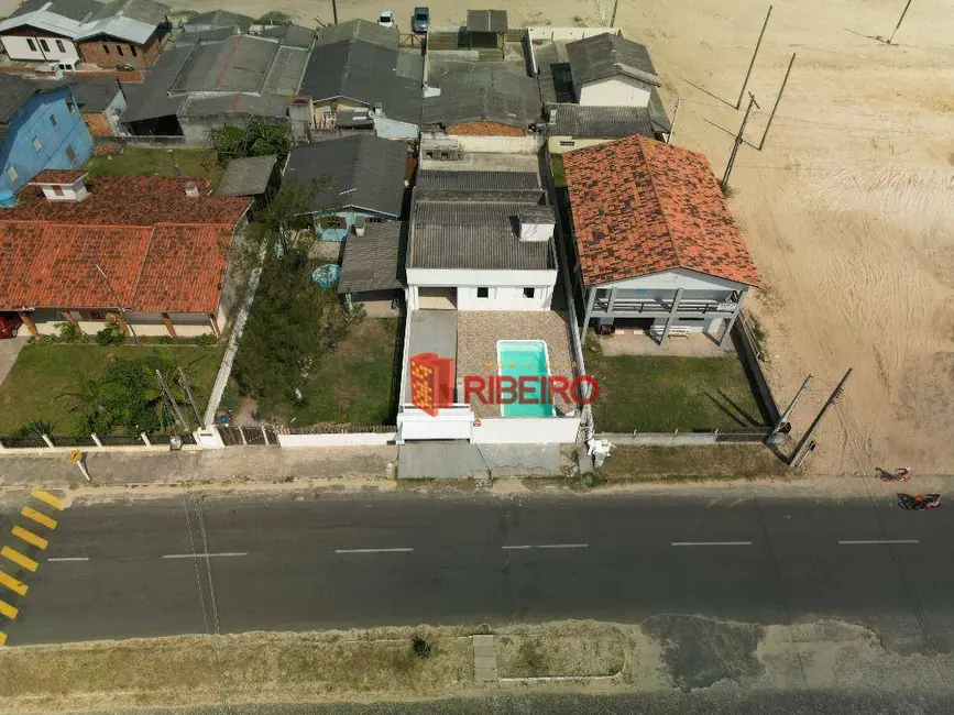 Foto 5 de Casa com 4 quartos à venda, 280m2 em Balneario Arroio Do Silva - SC