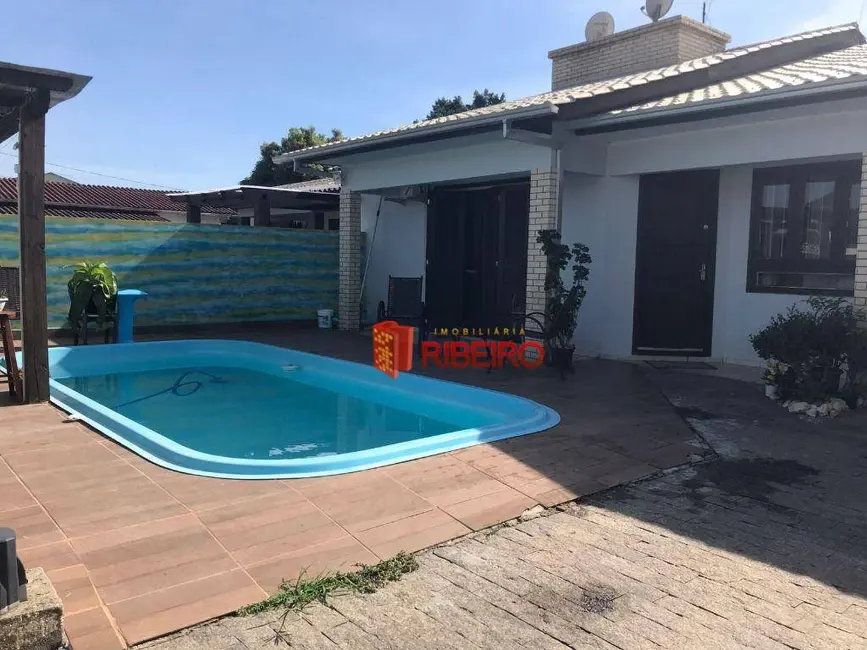 Foto 1 de Casa com 2 quartos à venda, 444m2 em Coloninha, Ararangua - SC