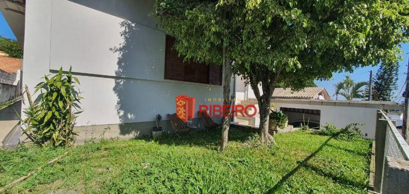 Casa com 2 quartos à venda, 311m2 em Coloninha, Ararangua - SC - imagem 4 Foto 4 de Casa com 2 quartos à venda, 311m2 em Coloninha, Ararangua - SC