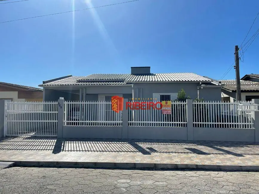 Casa com 4 quartos à venda, 429m2 em Ararangua - SC - imagem 5 Foto 5 de Casa com 4 quartos à venda, 429m2 em Ararangua - SC