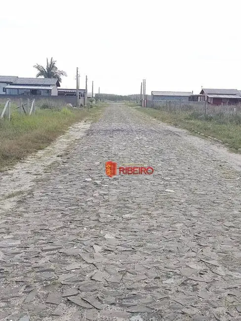 Foto 3 de Terreno / Lote à venda, 300m2 em Balneario Arroio Do Silva - SC