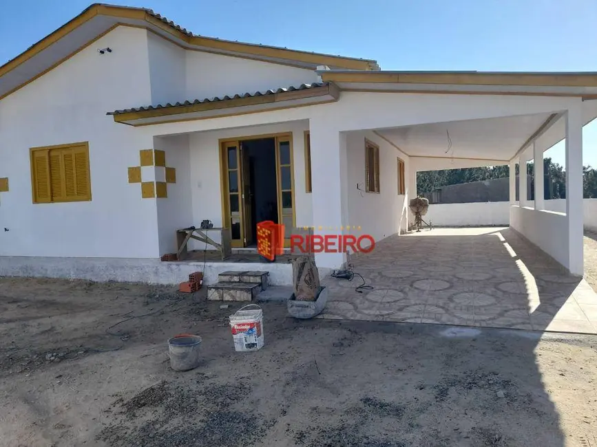 Foto 2 de Casa com 2 quartos à venda, 375m2 em Balneario Arroio Do Silva - SC