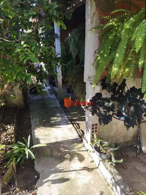 Foto 3 de Casa com 3 quartos à venda, 300m2 em Balneario Arroio Do Silva - SC