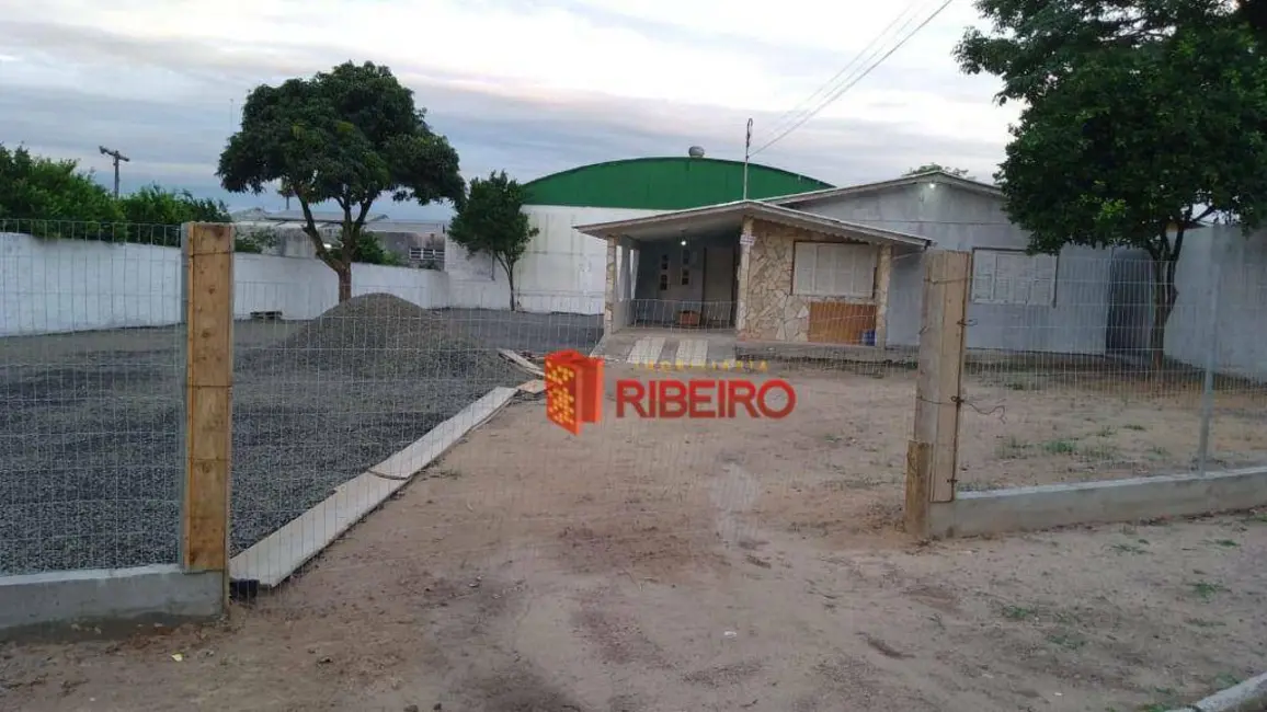 Foto 1 de Casa com 4 quartos à venda, 1152m2 em Coloninha, Ararangua - SC