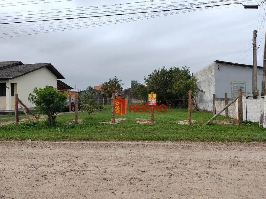 Foto 3 de Terreno / Lote à venda, 336m2 em Balneario Arroio Do Silva - SC