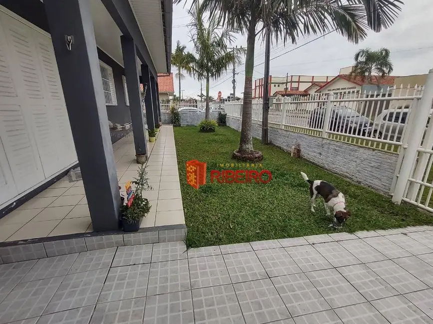 Foto 4 de Casa com 3 quartos à venda, 450m2 em Centro, Balneario Arroio Do Silva - SC