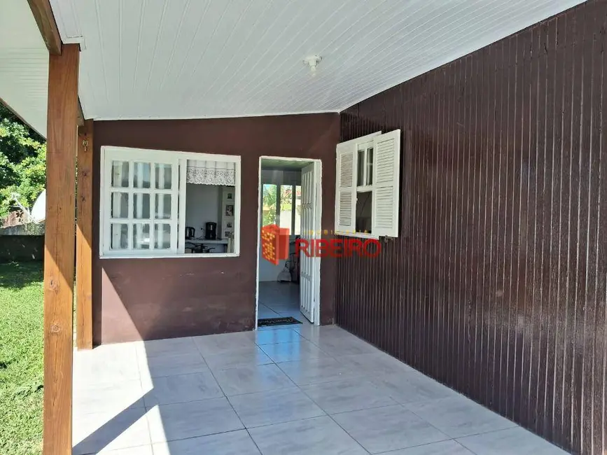 Foto 3 de Casa com 3 quartos à venda, 375m2 em Balneario Arroio Do Silva - SC