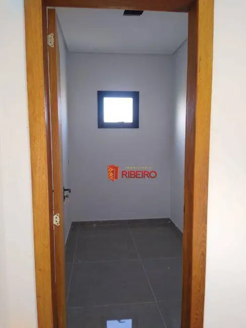Foto 7 de Casa com 3 quartos à venda, 129m2 em Ararangua - SC