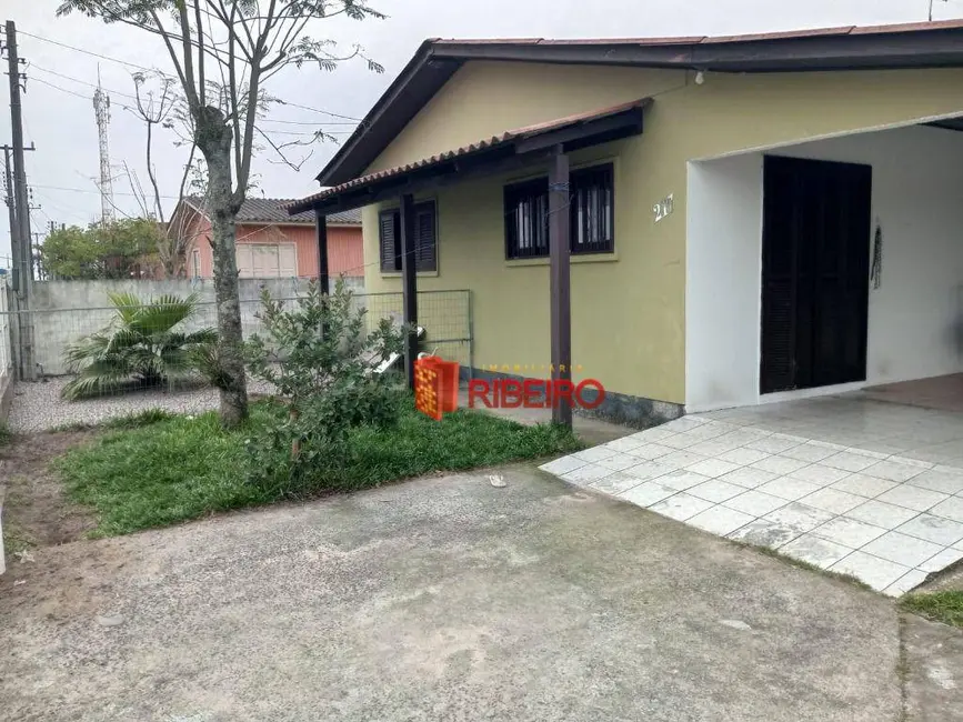 Casa com 4 quartos à venda, 300m2 em Polícia Rodoviária, Ararangua - SC - imagem 4 Foto 4 de Casa com 4 quartos à venda, 300m2 em Polícia Rodoviária, Ararangua - SC