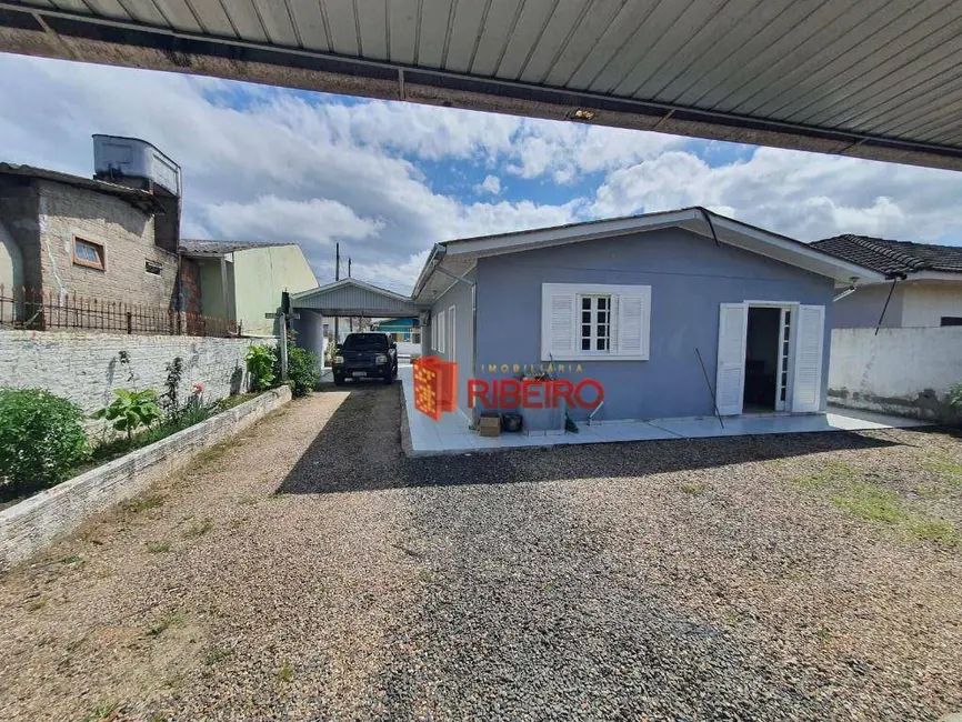 Foto 2 de Casa com 2 quartos à venda, 390m2 em Jardim das Avenidas, Ararangua - SC