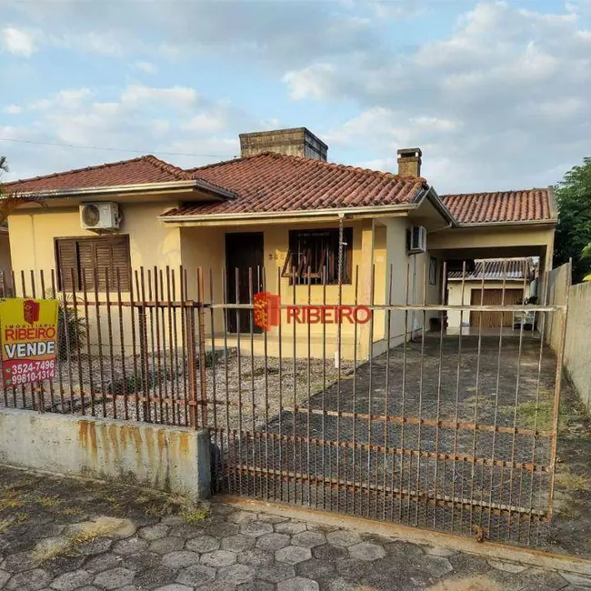 Foto 2 de Casa com 2 quartos à venda, 414m2 em Nova Divinéia, Ararangua - SC