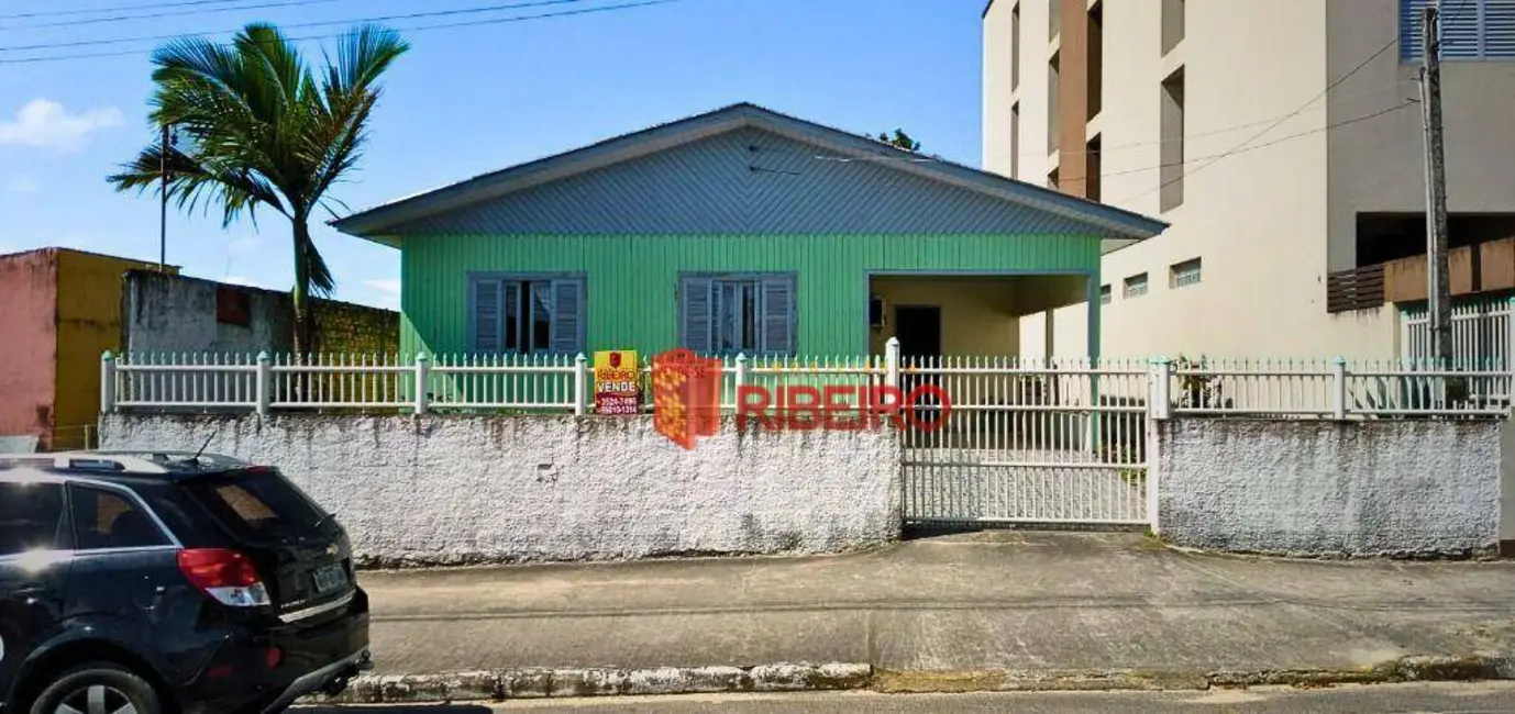 Foto 1 de Casa com 3 quartos à venda, 442m2 em Urussanguinha, Ararangua - SC