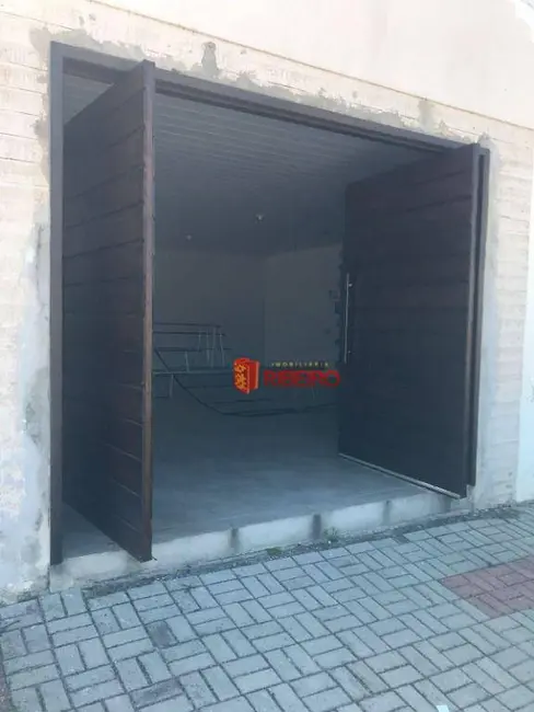 Armazém / Galpão à venda, 168m2 em Ararangua - SC - imagem 7 Foto 7 de Armazém / Galpão à venda, 168m2 em Ararangua - SC