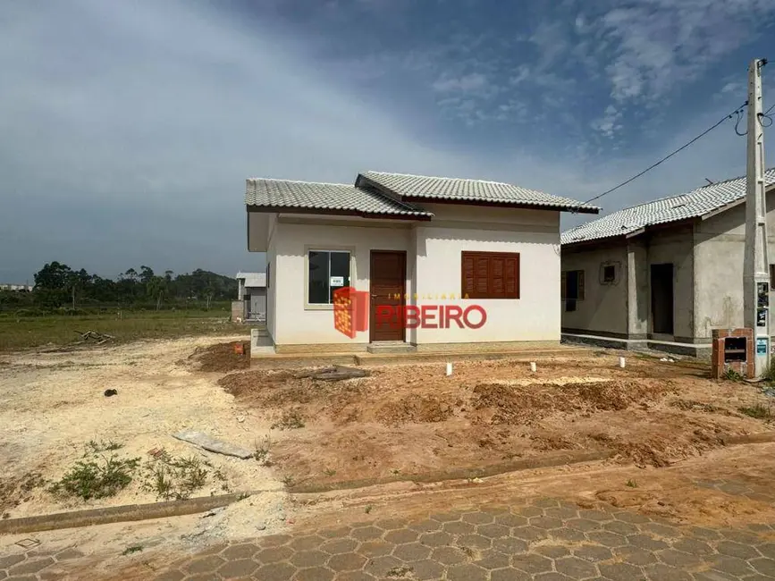 Casa com 2 quartos à venda, 300m2 em Coloninha, Ararangua - SC - imagem 3 Foto 3 de Casa com 2 quartos à venda, 300m2 em Coloninha, Ararangua - SC