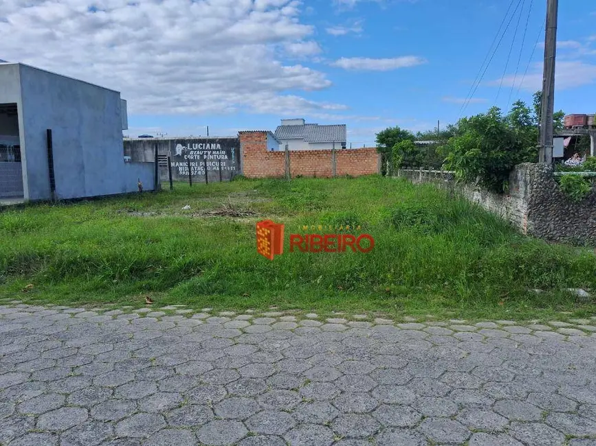 Foto 5 de Casa com 4 quartos à venda, 300m2 em Balneario Arroio Do Silva - SC