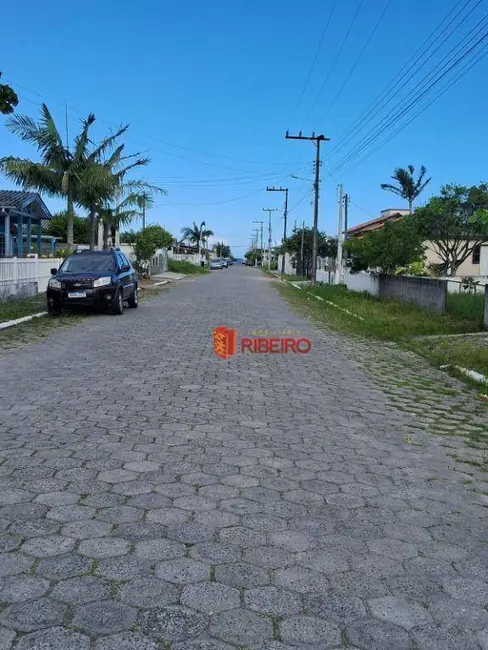 Foto 2 de Casa com 4 quartos à venda, 300m2 em Balneario Arroio Do Silva - SC